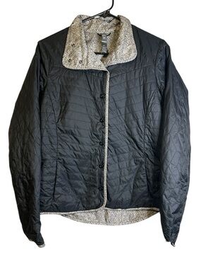 Mountain Hardwear Trekkin Insulated Shacket Small Lightweight Snap Front 1677411